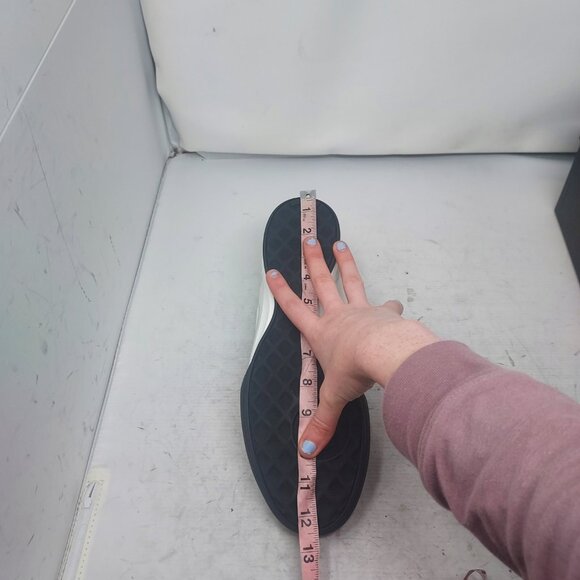 CHANEL 24A Quilted CC White Black MENS Sneaker - Picture 10 of 12